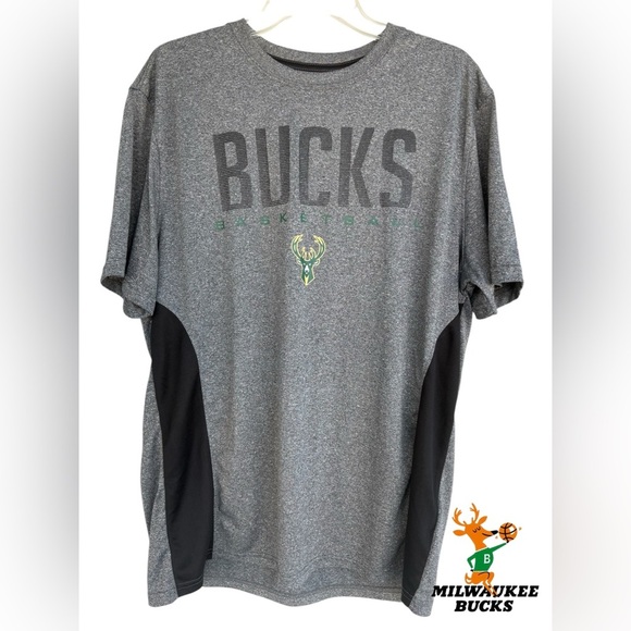 Milwaukee Bucks Ultra Game Short Sleeve Performance TShirt Light Weight XL - Picture 5 of 15